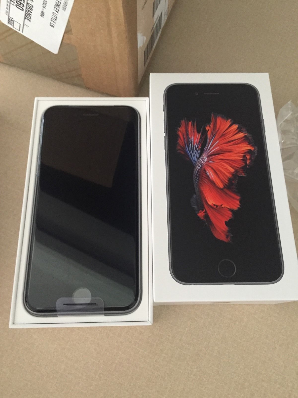 iPhone 6S 16G.JPG