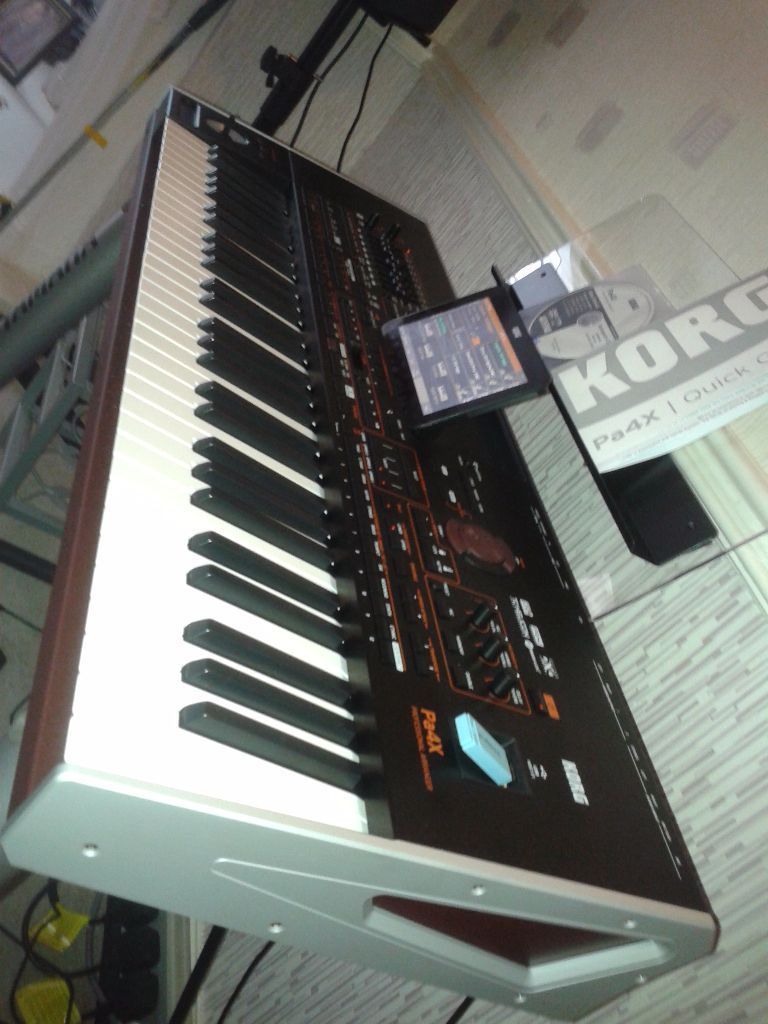 Korg Pa4x (1).JPG