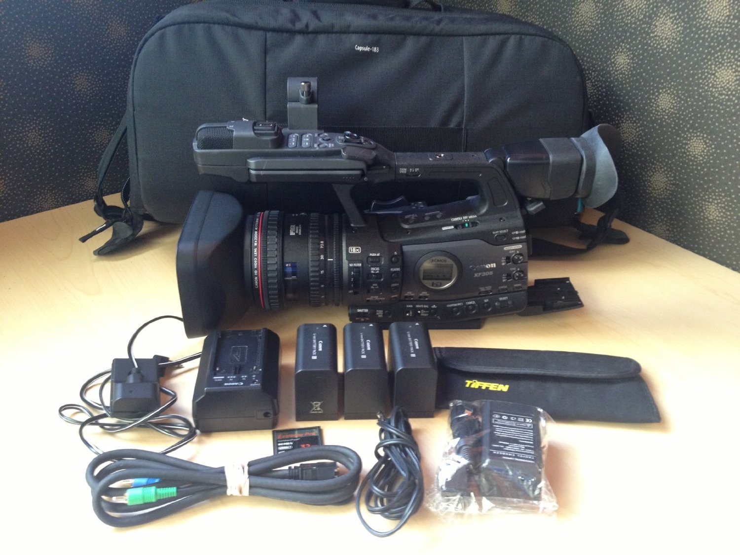 canon-xf305-hd.jpg