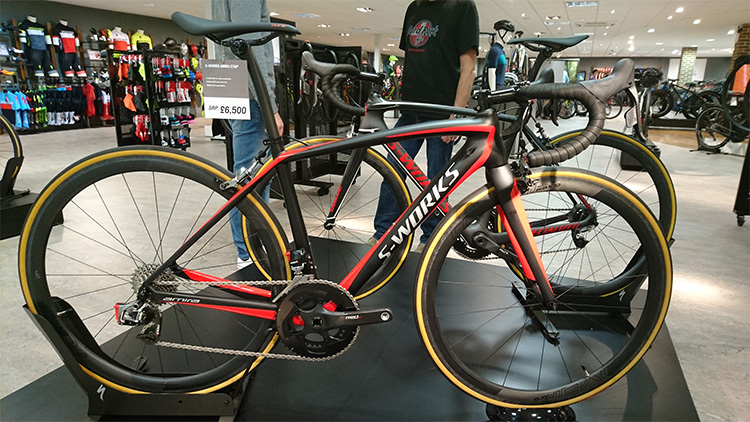 2017 specialized-s-works-amira-etap.jpg